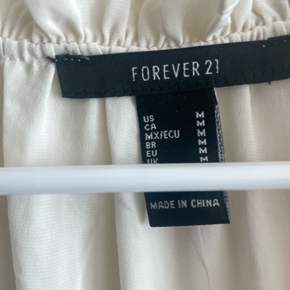 Forever 21 💜 Elegant White Lace Maxi Dress💜 - Picture 5 of 5